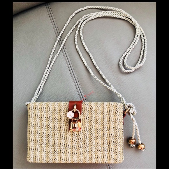 Meadow, Picnic Basket inspired Shoulder Bag BEIGE - Picture 3 of 9